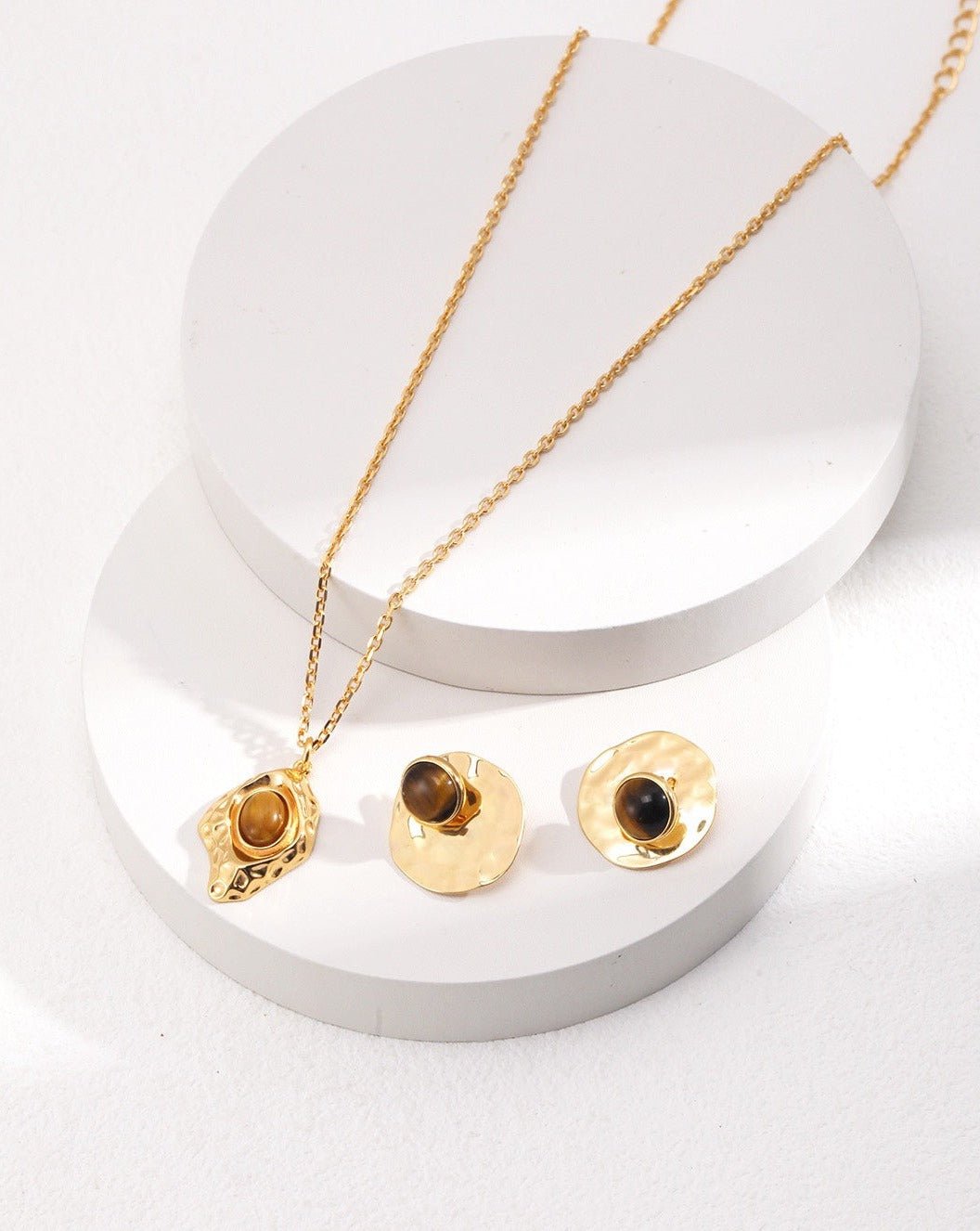 Artemis' Valor Tiger's Eye Necklace - Solene Paris concept store