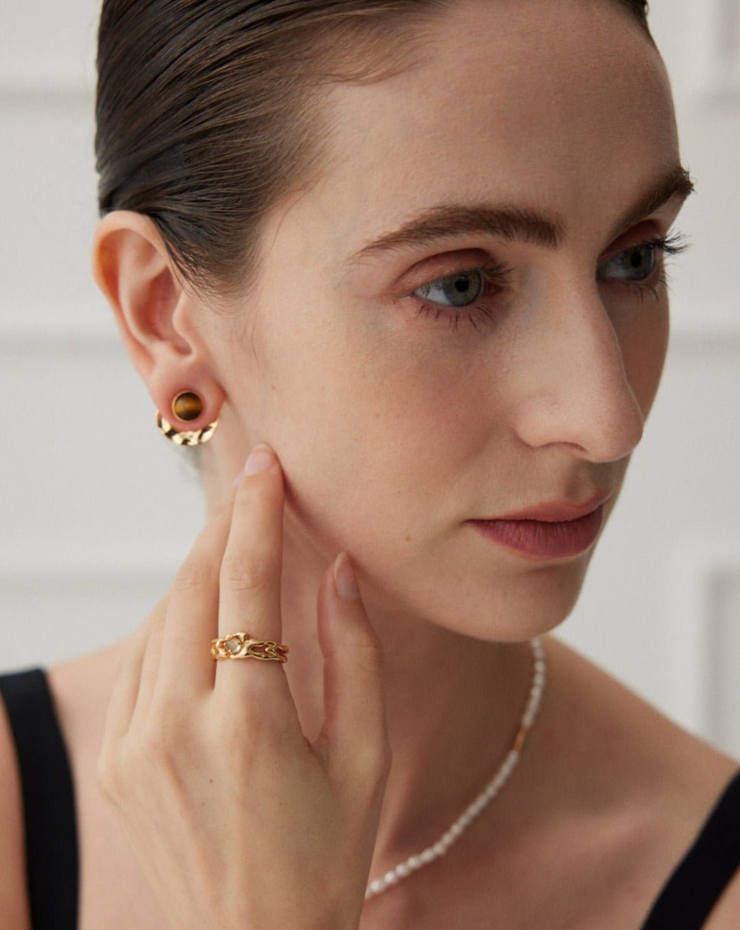 Artemis' Valor Tiger's Eye Necklace - Solene Paris concept store