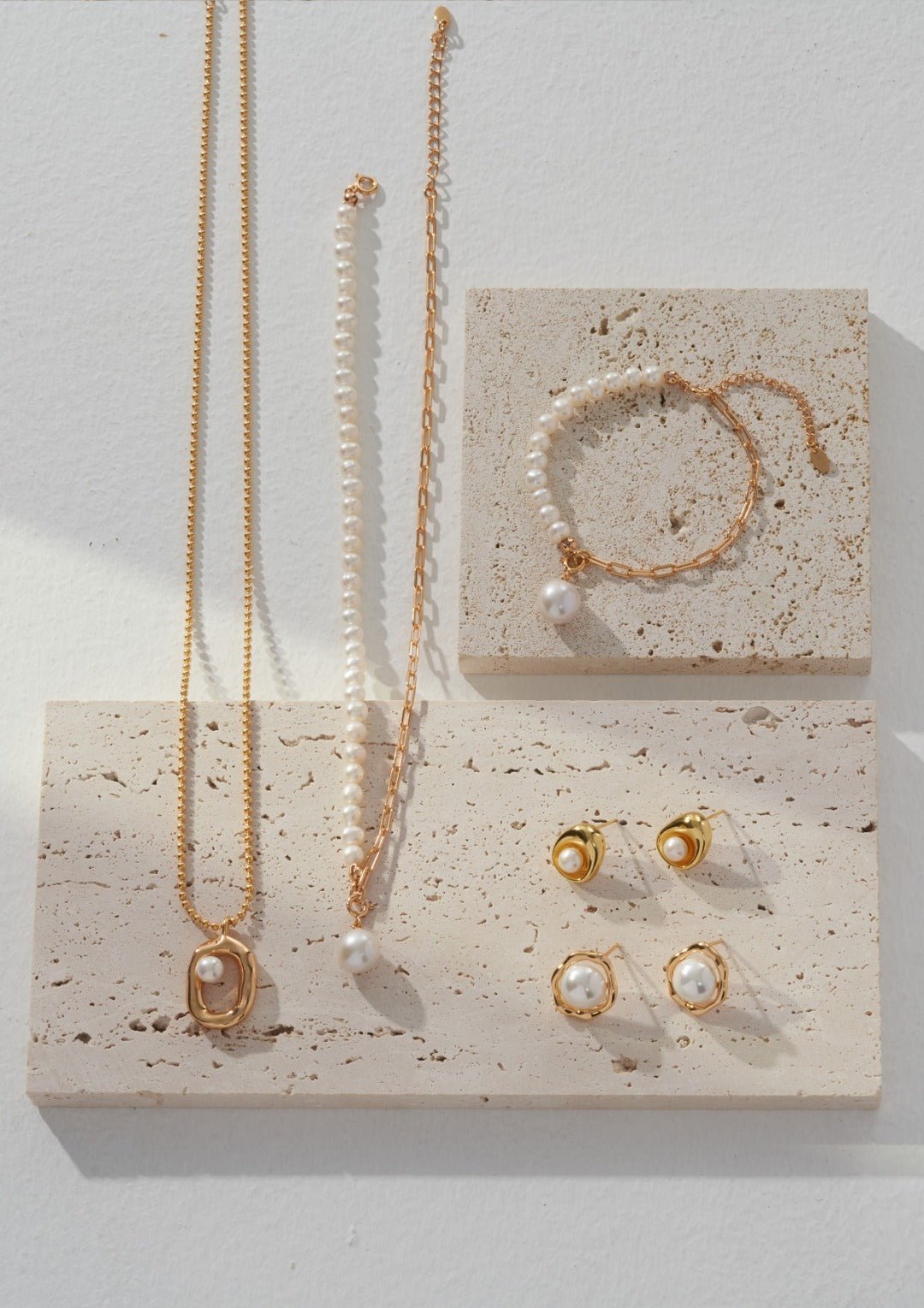Éclat Baroque Pearl Necklace - Solene Paris concept store
