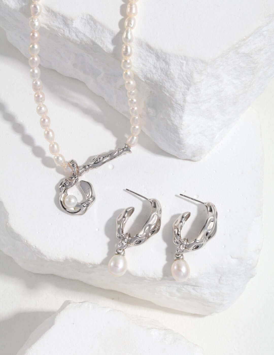 Élégance de Soie et des Perles earrings - Solene Paris concept store