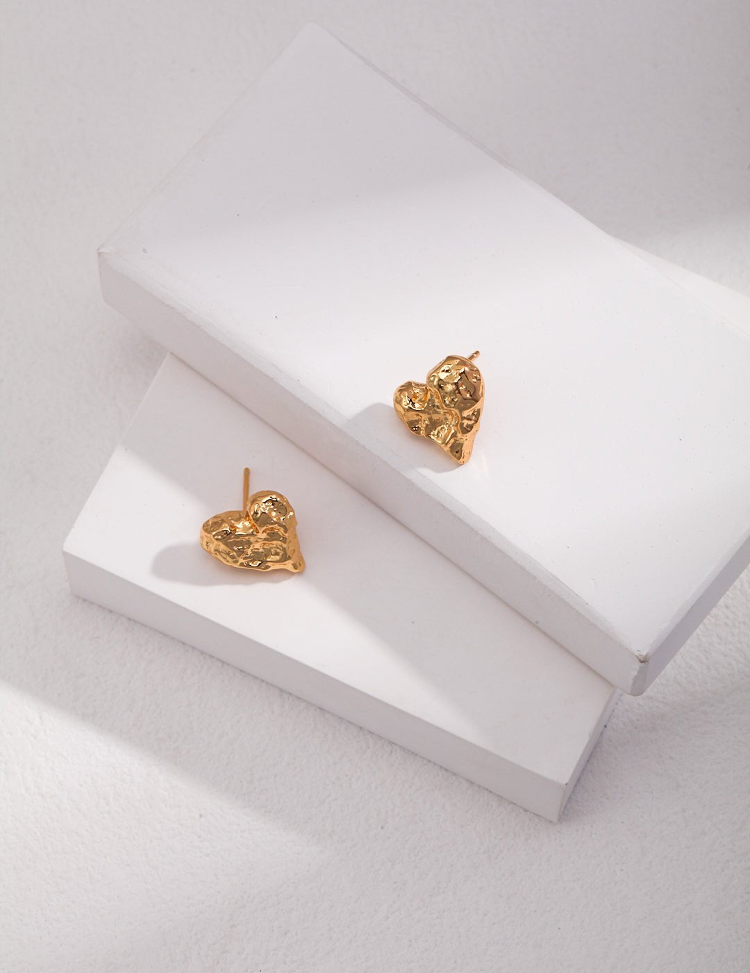 Heart’s Embrace Earrings - Solene Paris concept store