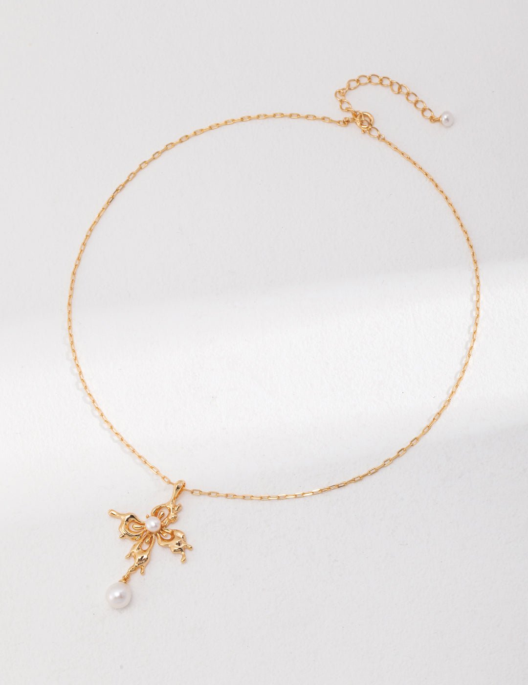Madame Butterfly Pearl Necklace - Solene Paris concept store