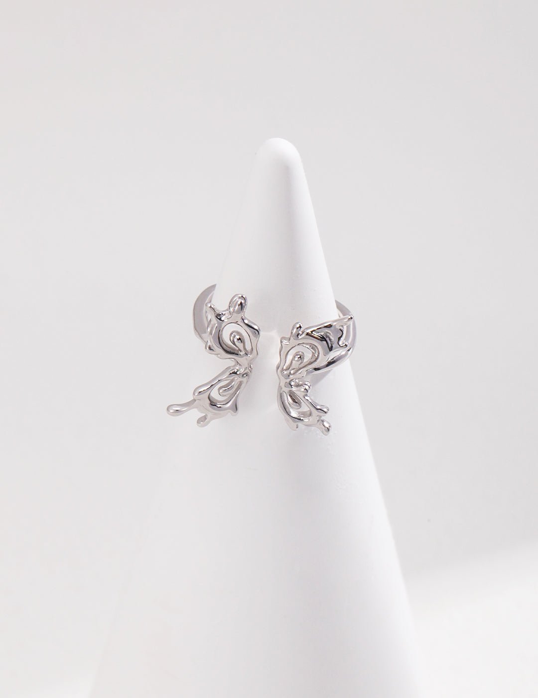 Madame butterfly ring - Solene Paris concept store
