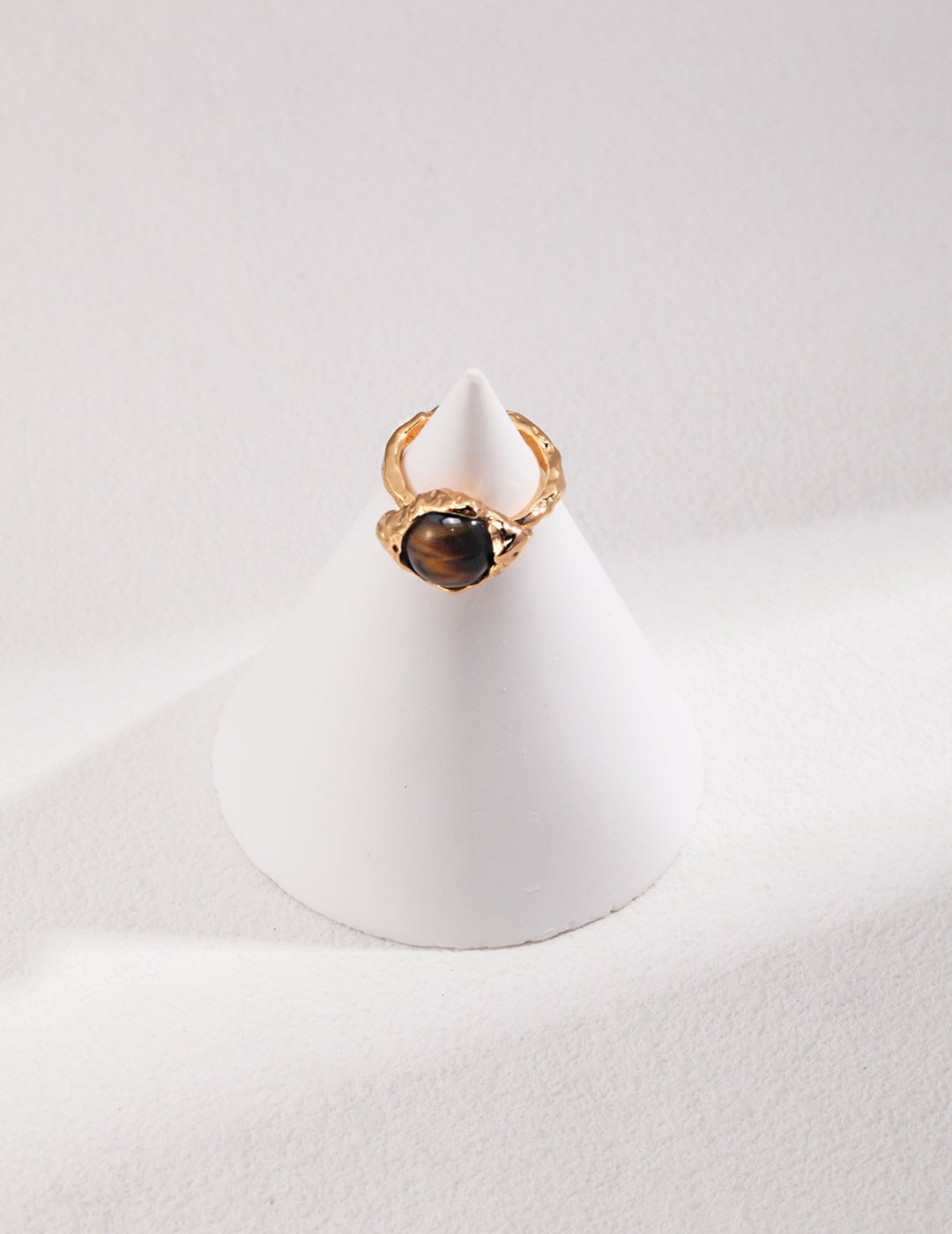 Minerva's Courage Ring - Solene Paris concept store