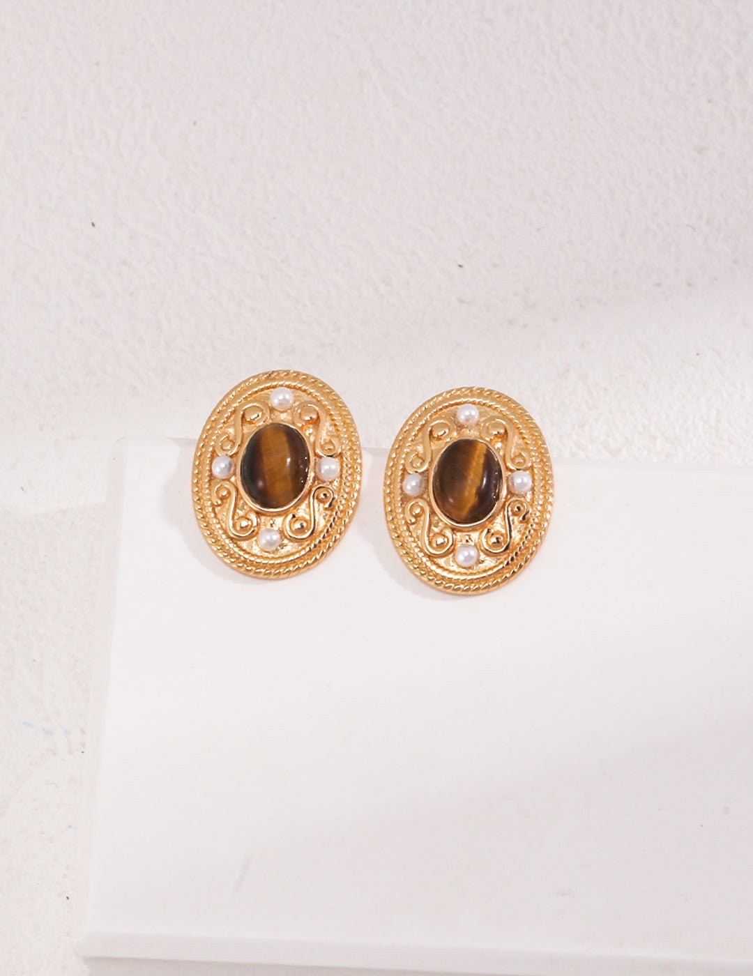 Versailles Whisper Earrings - Solene Paris concept store