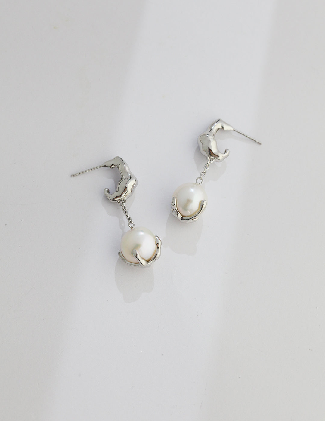 Juno's Radiant Ensemble Pearl Earrings