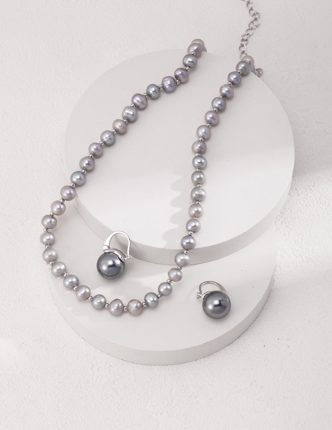 Radiant Tranquility Pearl Necklace