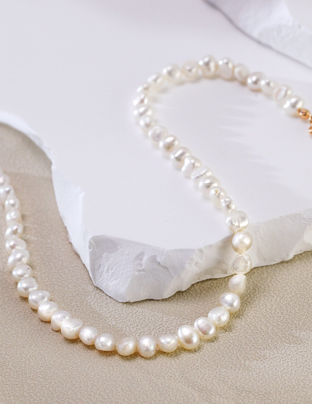 L'Amour de Printemps Baroque Pearl Necklace